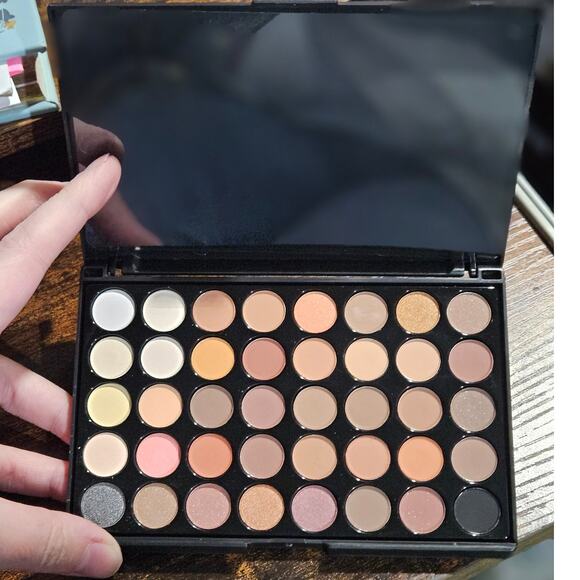 Popfeel Eye Shadow Palette E40 01 ~ 40 color Full Makeup Eye Shadow Palette - Picture 1 of 7